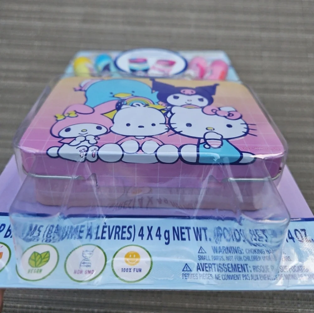 HELLO KITTY AND FRIENDS LIPBALM SET